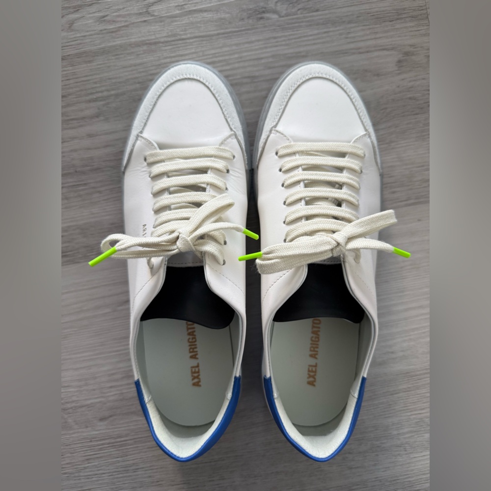 Axel Arigato Men's White and Blue Sneakers